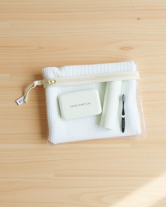 Trousse d'hygiène sans parfum et ihram plié pour l'Omra