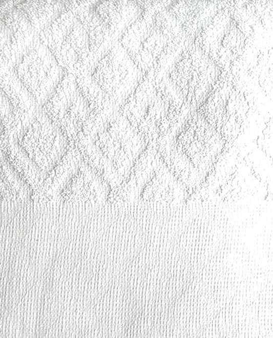 Gros plan sur un ihram en coton à motif de losanges